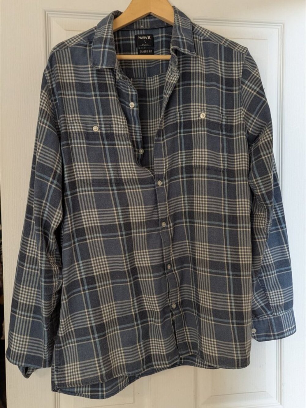 Hurley Classic Fit Plaid Flannel Shirt Men's L Navy Slate Blue Cream